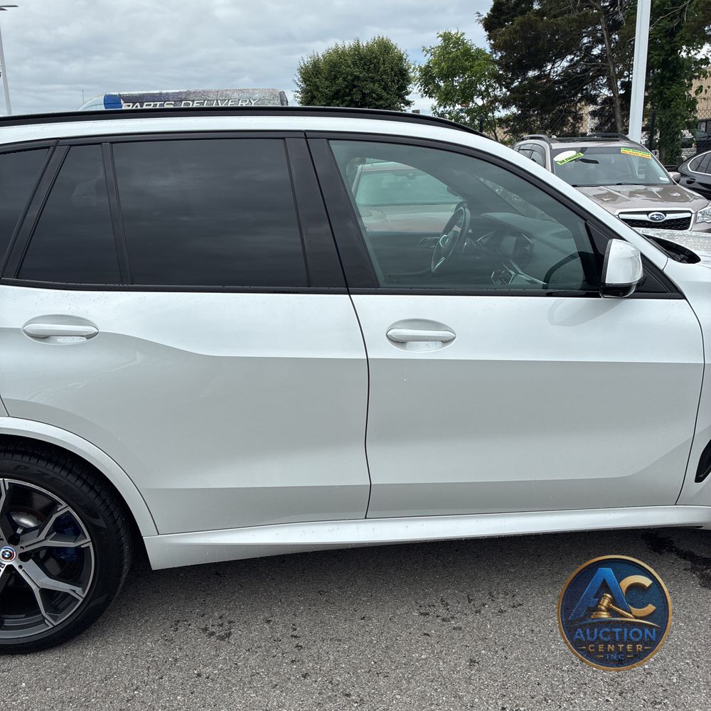 2023 BMW X5 M50i