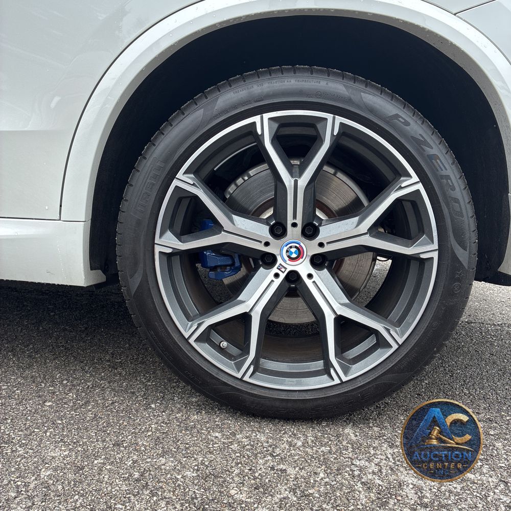 2023 BMW X5 M50i