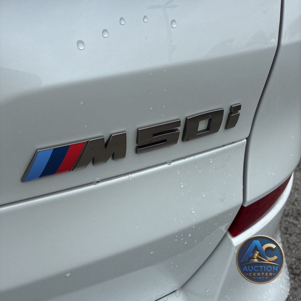 2023 BMW X5 M50i