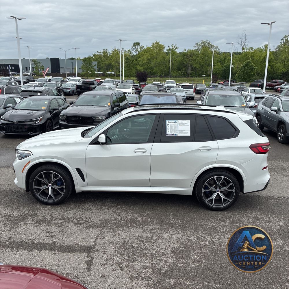 2023 BMW X5 M50i
