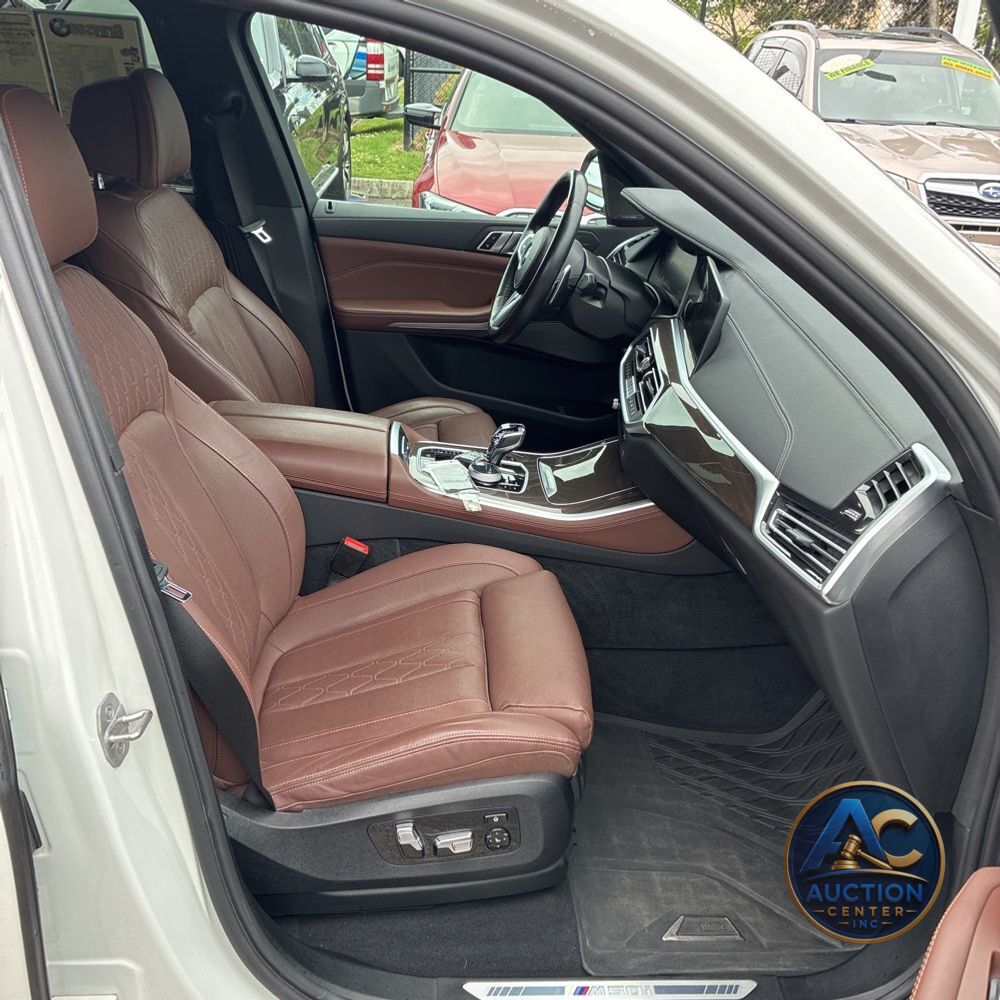 2023 BMW X5 M50i