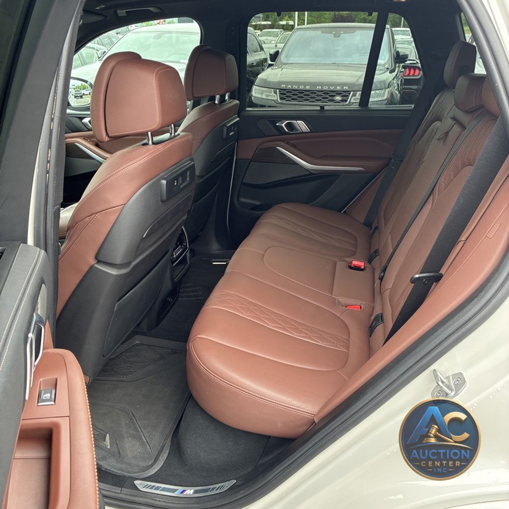 2023 BMW X5 M50i