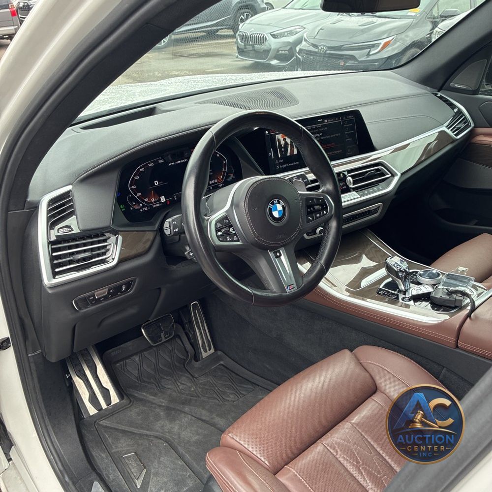2023 BMW X5 M50i