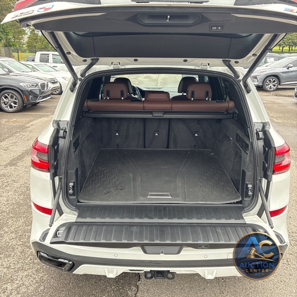 2023 BMW X5 M50i