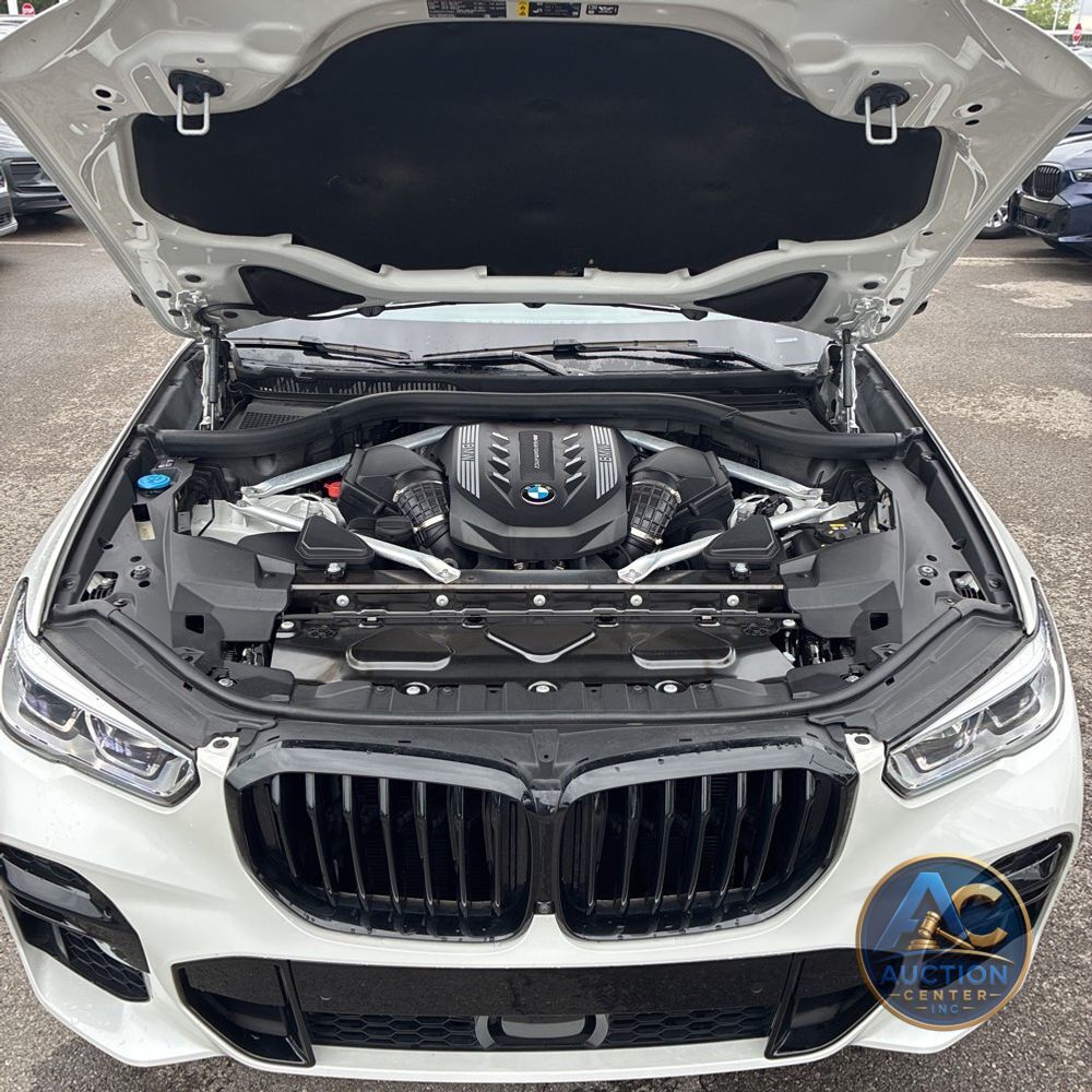 2023 BMW X5 M50i