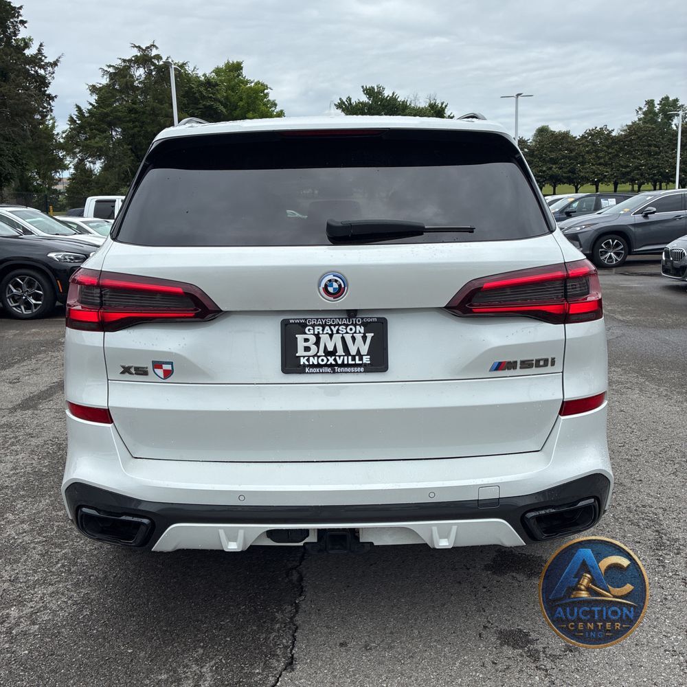 2023 BMW X5 M50i
