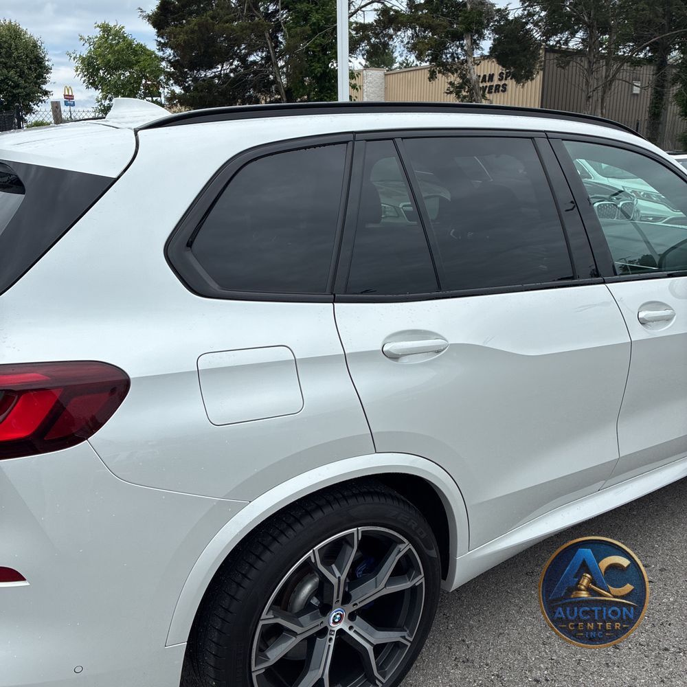 2023 BMW X5 M50i