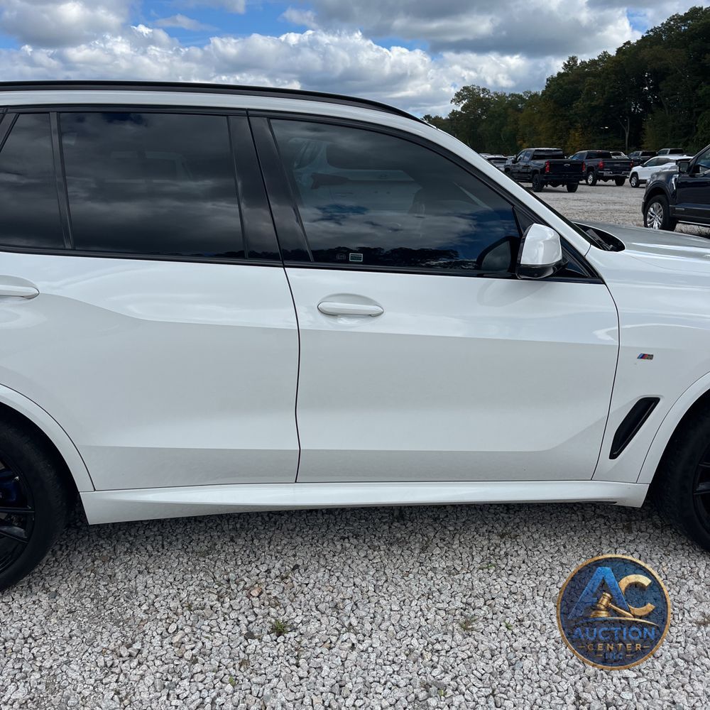 2022 BMW X5 M50i