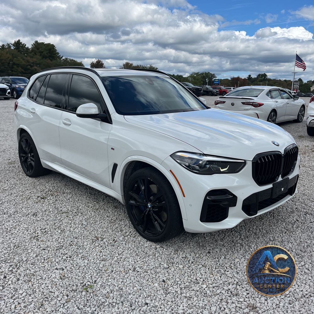 2022 BMW X5 M50i