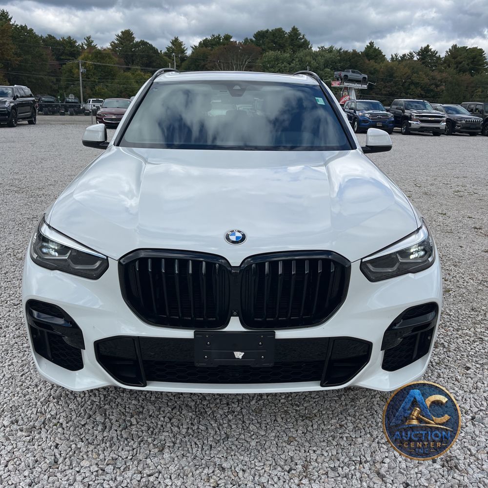 2022 BMW X5 M50i