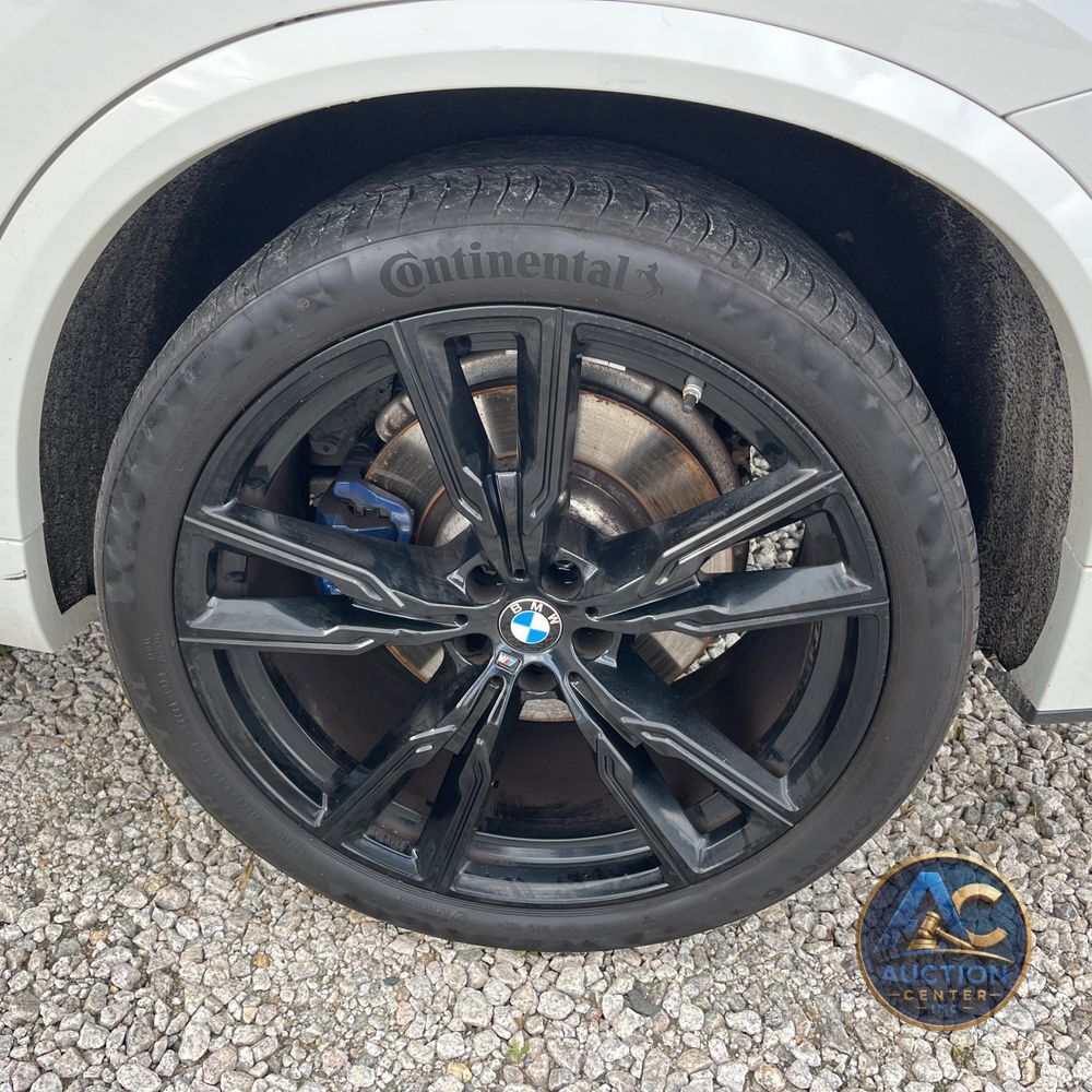 2022 BMW X5 M50i