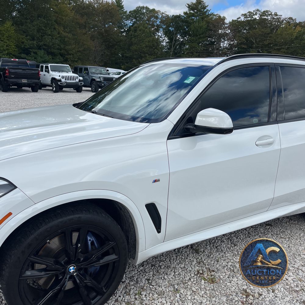 2022 BMW X5 M50i