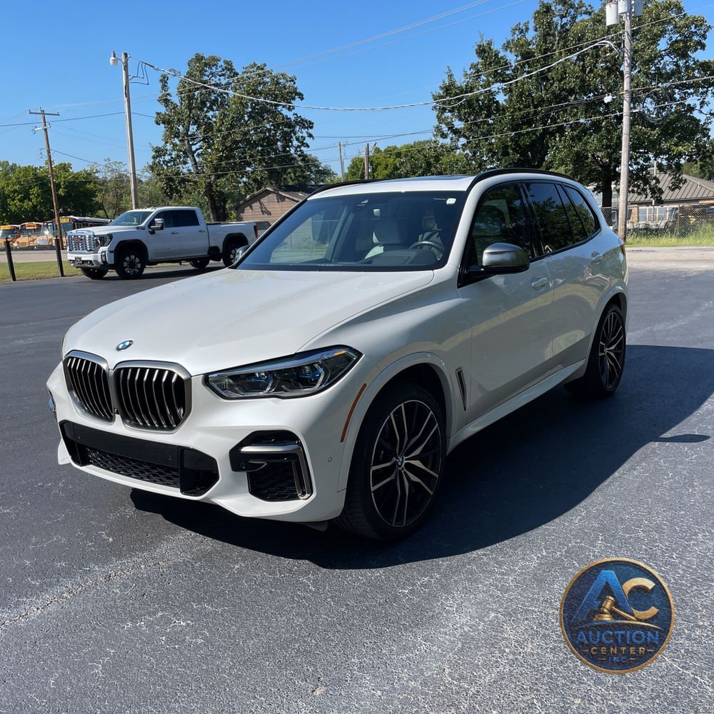 2023 BMW X5 M50i