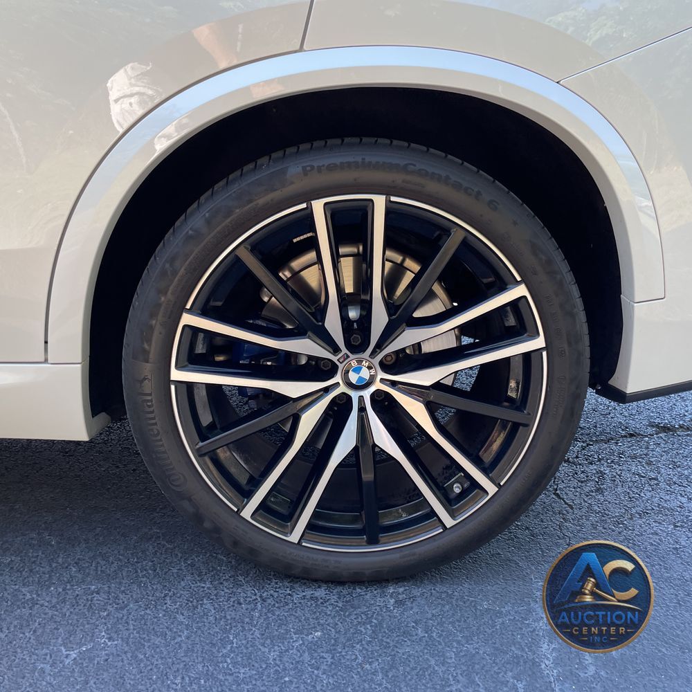 2023 BMW X5 M50i