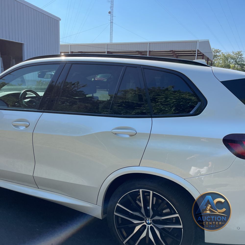 2023 BMW X5 M50i