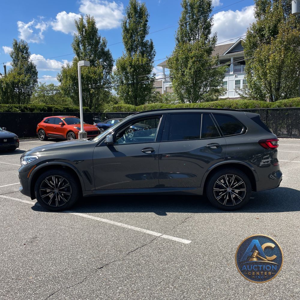 2023 BMW X5 M50i
