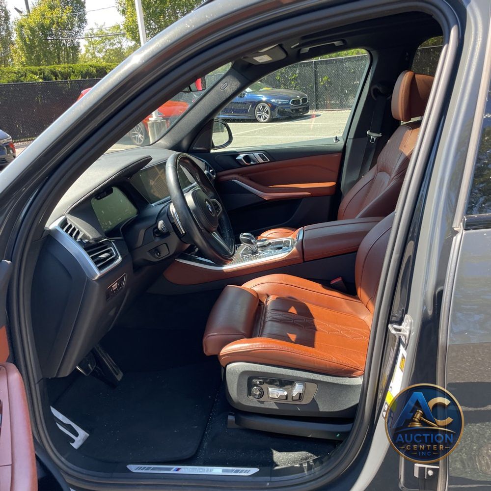 2023 BMW X5 M50i
