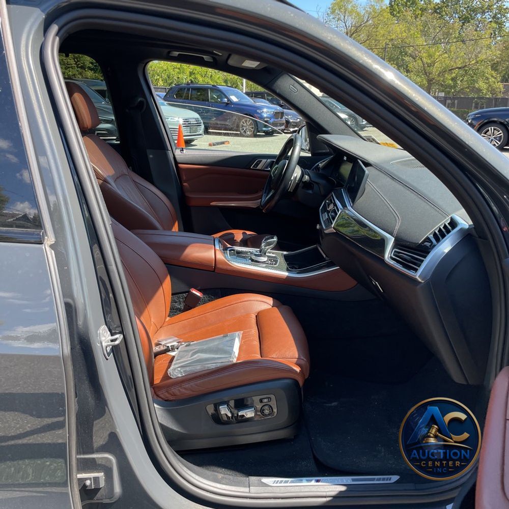 2023 BMW X5 M50i
