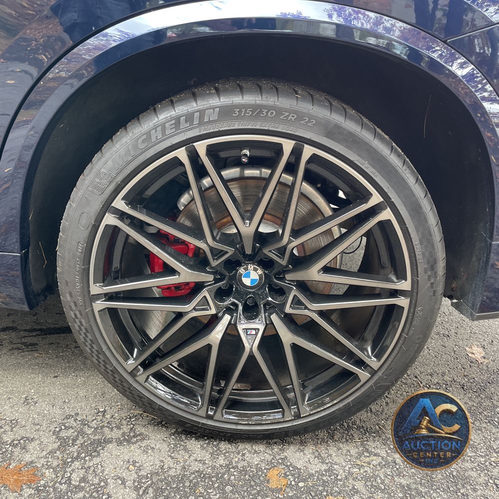 2022 BMW X5 M50i