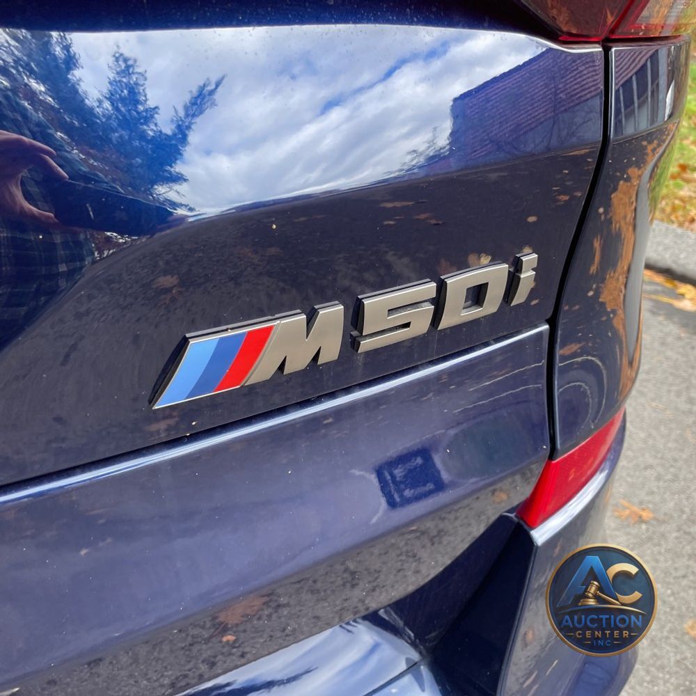 2022 BMW X5 M50i