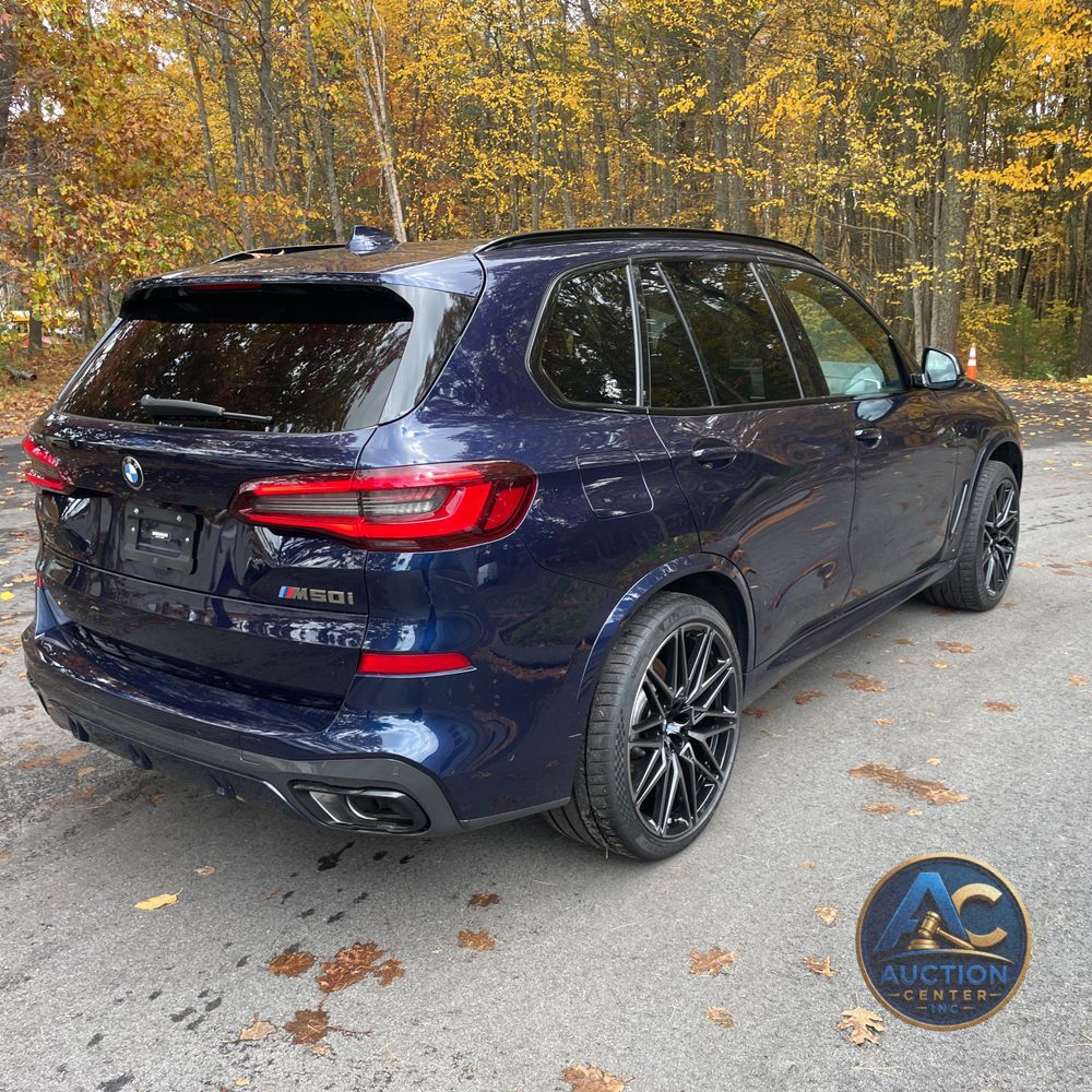 2022 BMW X5 M50i
