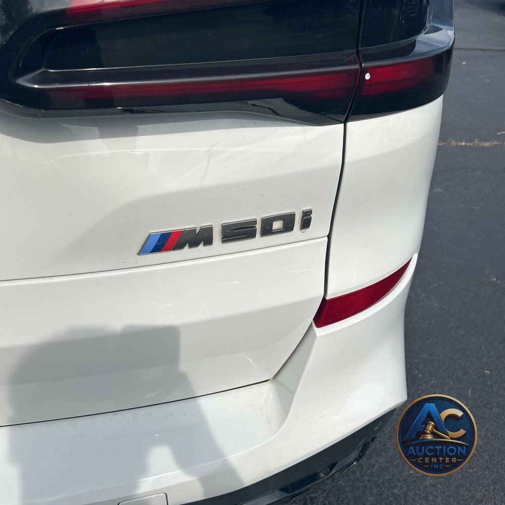 2023 BMW X5 M50i