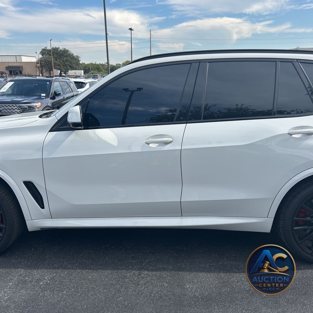 2023 BMW X5 M50i