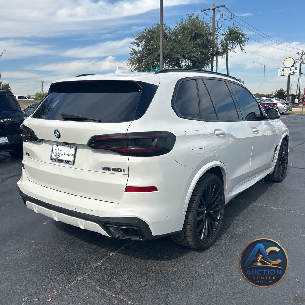 2023 BMW X5 M50i