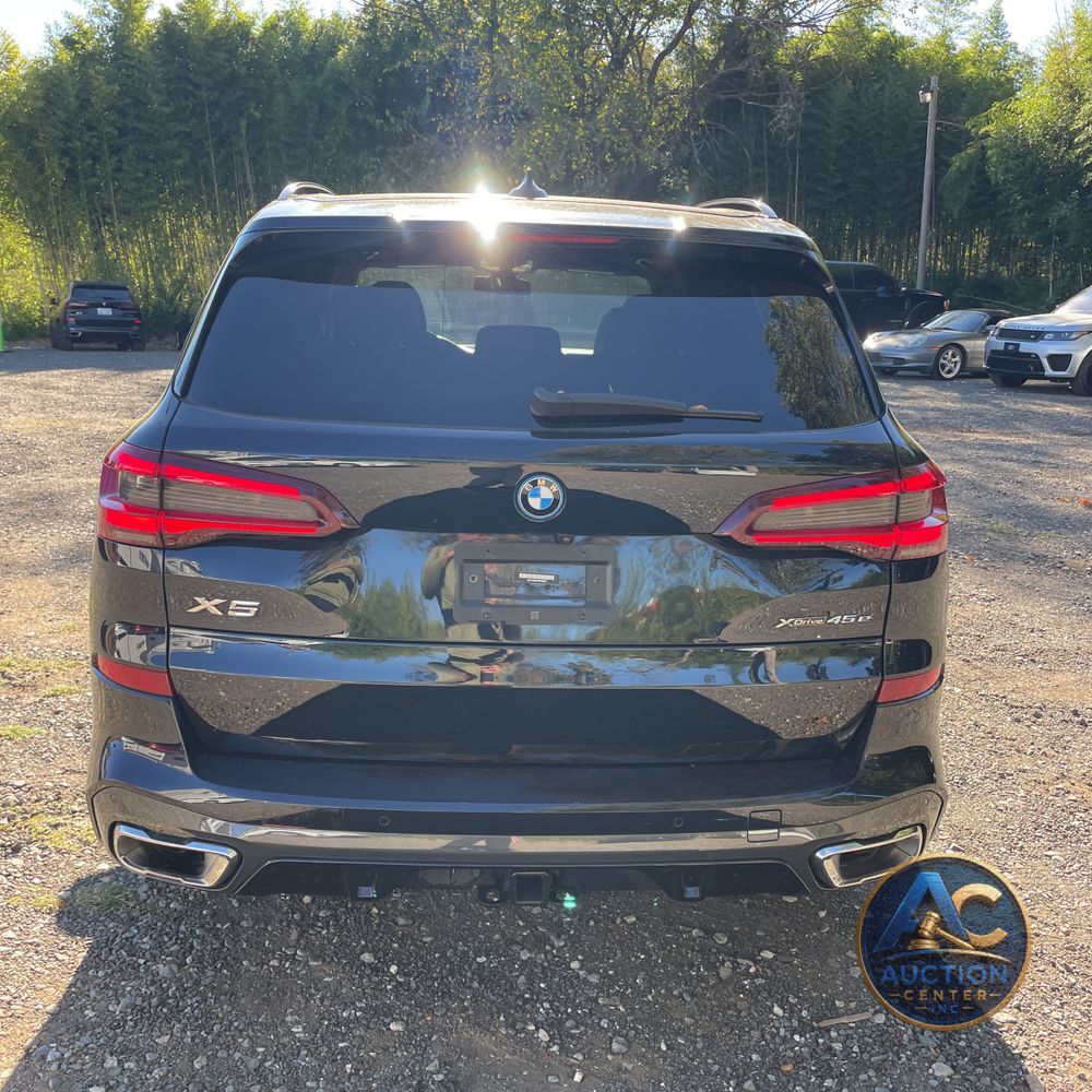 2023 BMW X5 xDrive45e