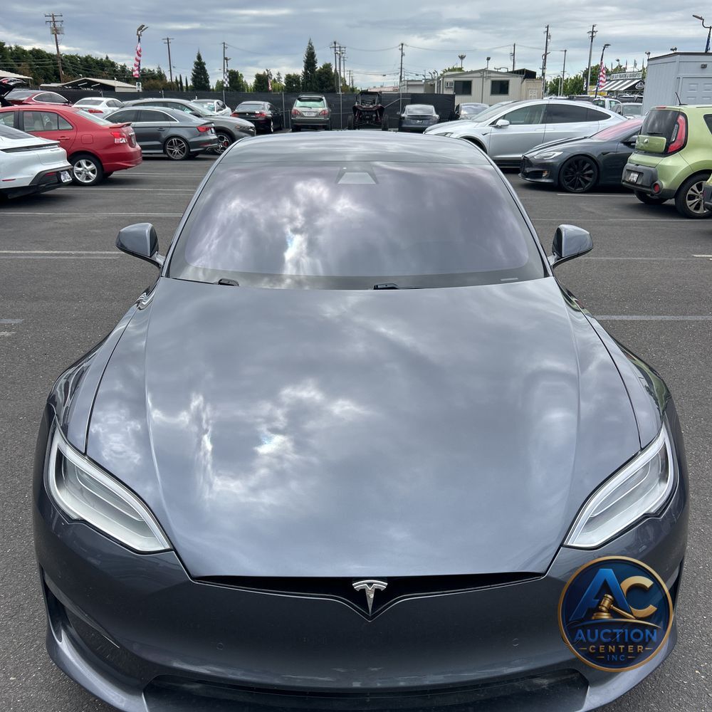 2021 Tesla Model S Plaid