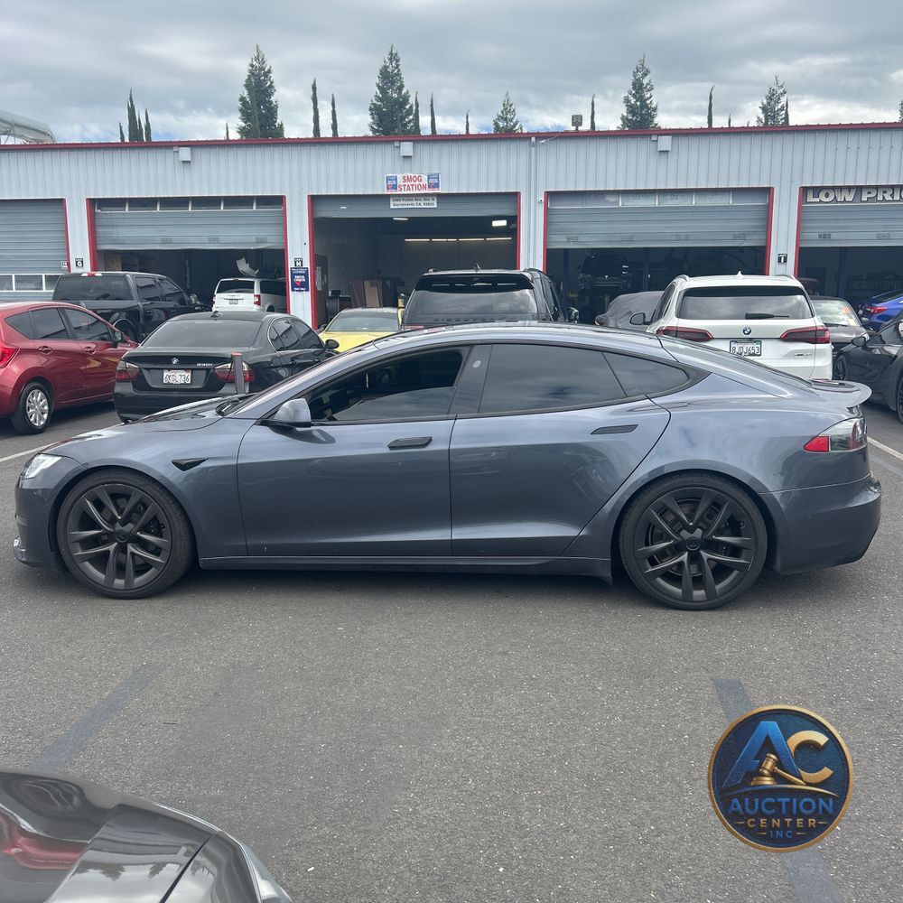 2021 Tesla Model S Plaid
