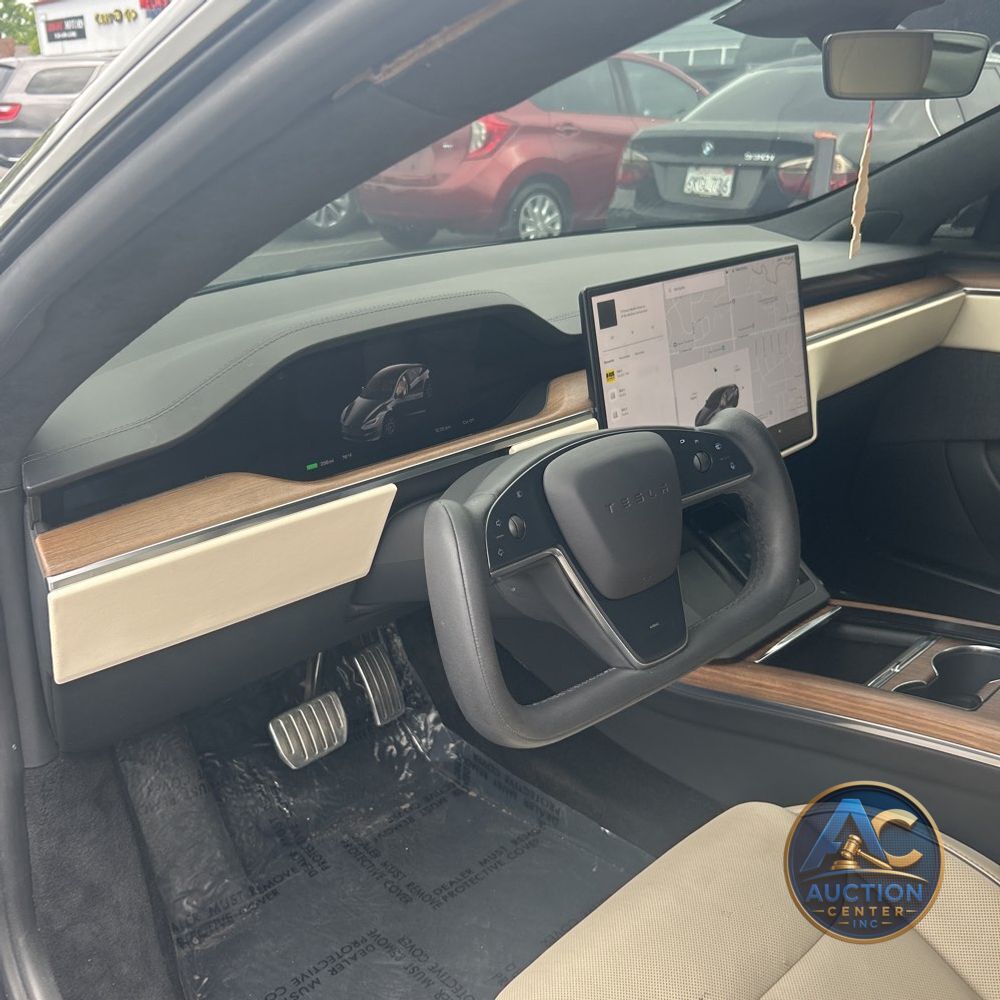 2021 Tesla Model S Plaid