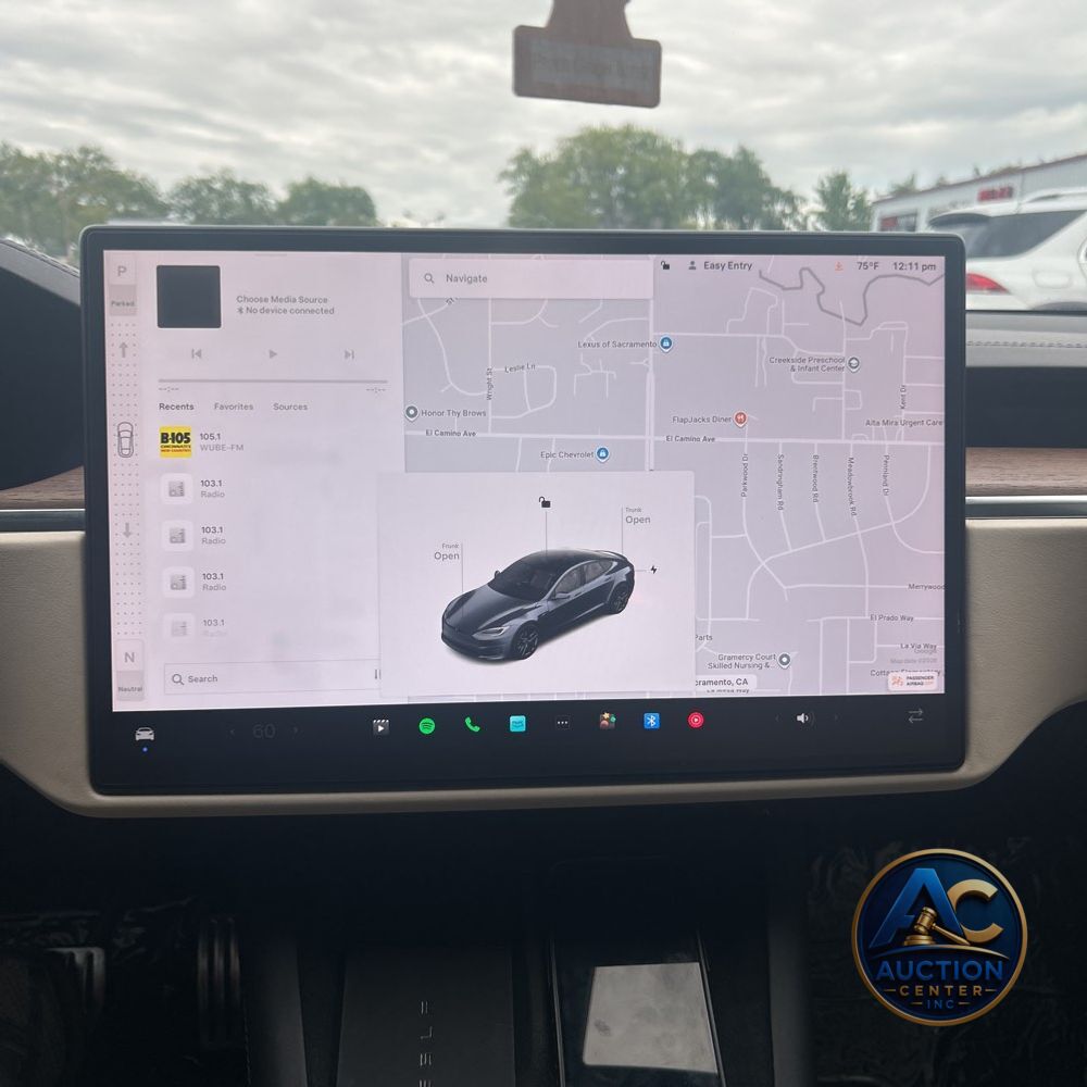 2021 Tesla Model S Plaid