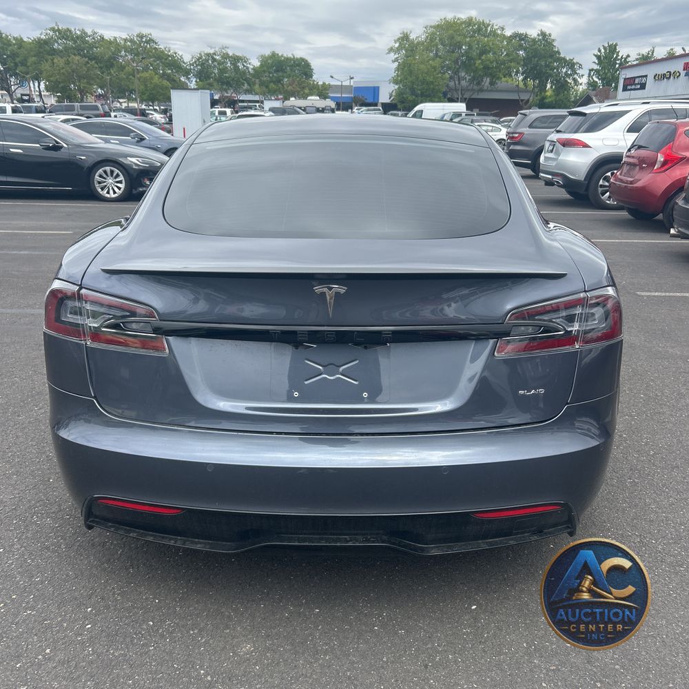 2021 Tesla Model S Plaid
