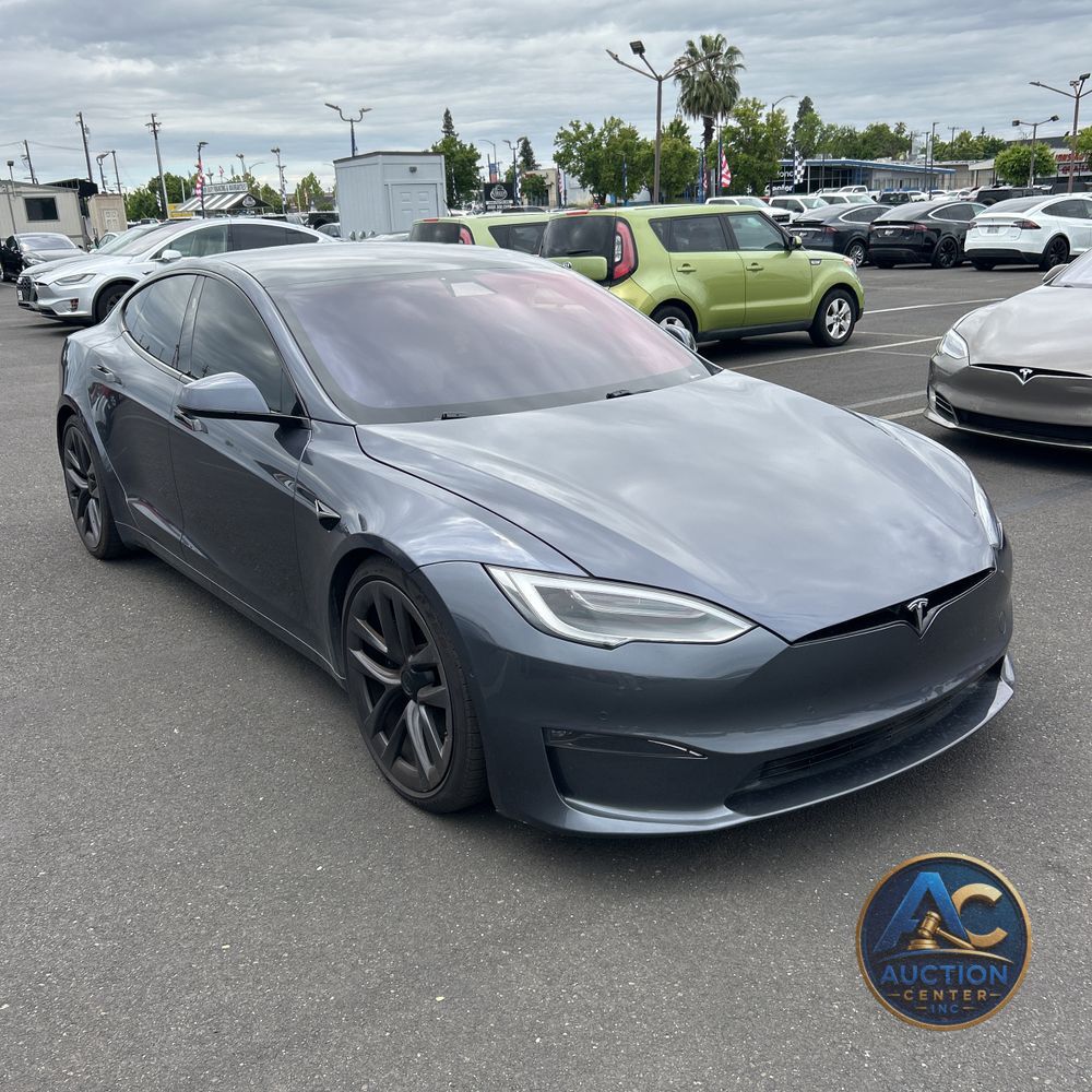 2021 Tesla Model S Plaid