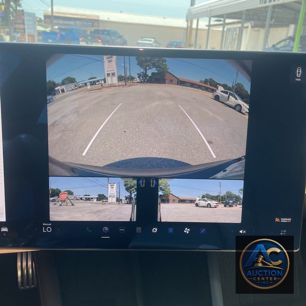 2022 Tesla Model S Plaid