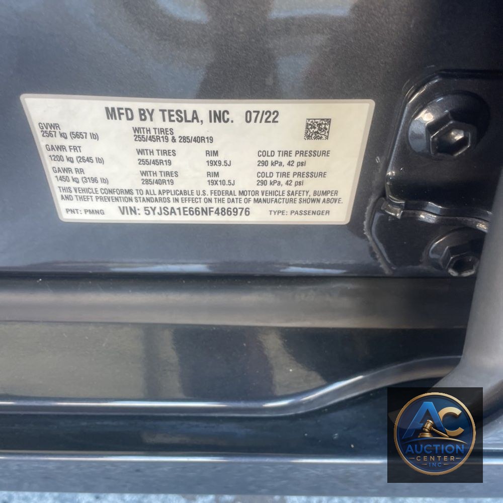 2022 Tesla Model S Plaid