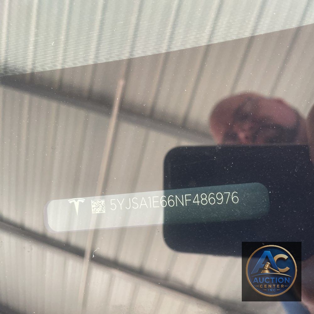 2022 Tesla Model S Plaid