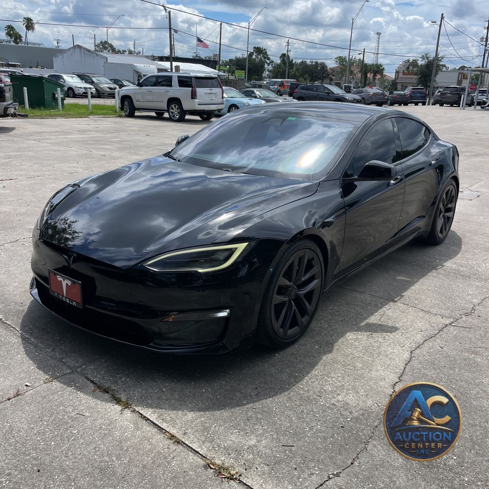 2021 Tesla Model S Plaid
