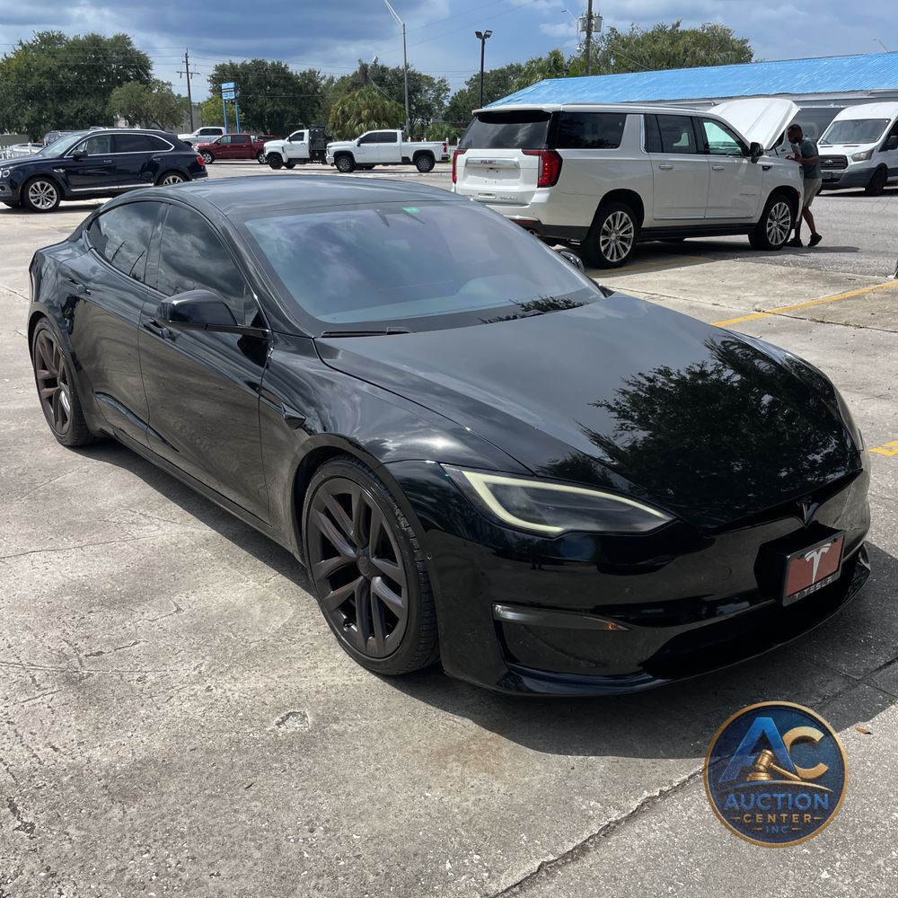2021 Tesla Model S Plaid