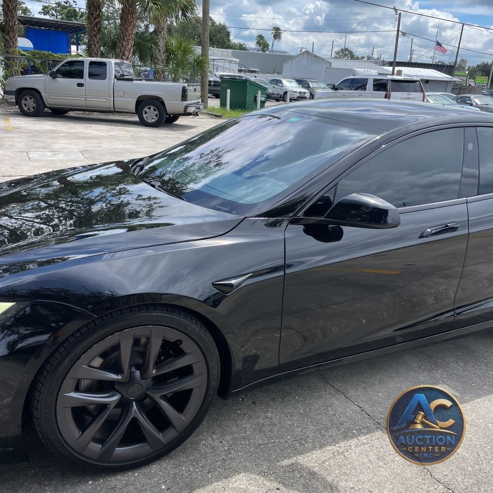 2021 Tesla Model S Plaid