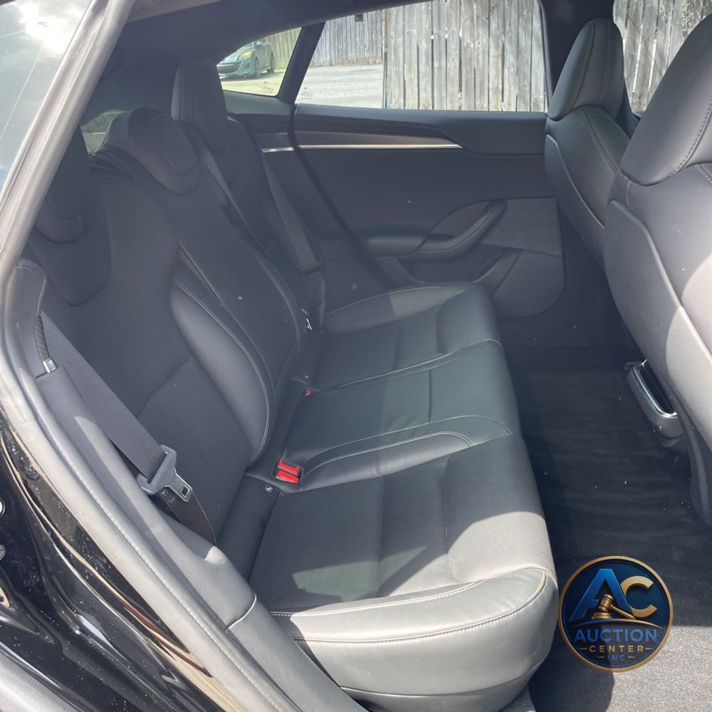 2021 Tesla Model S Plaid