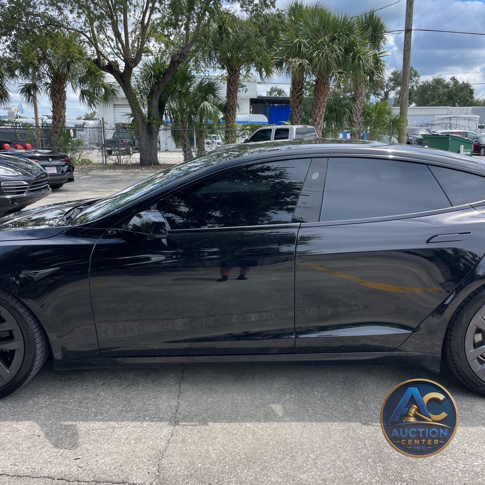 2021 Tesla Model S Plaid