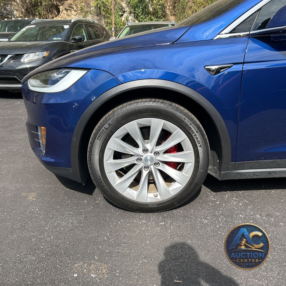 2021 Tesla Model X Plaid