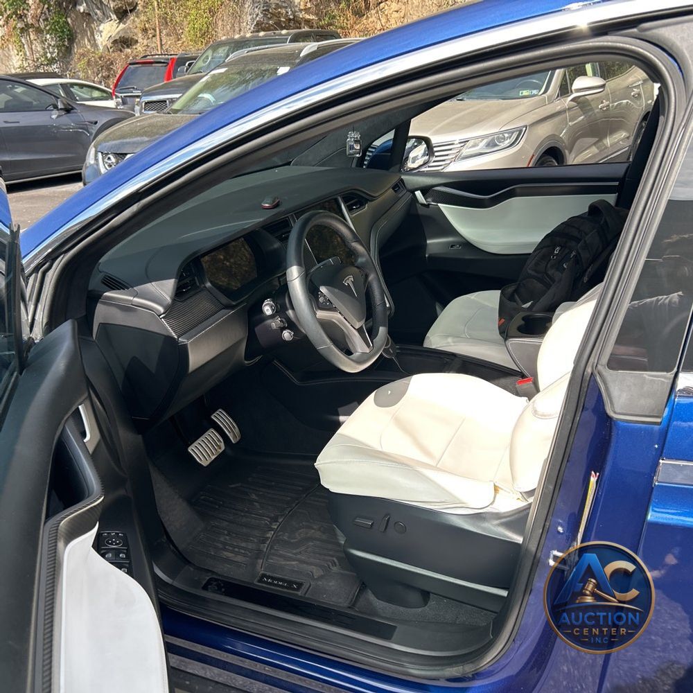 2021 Tesla Model X Plaid