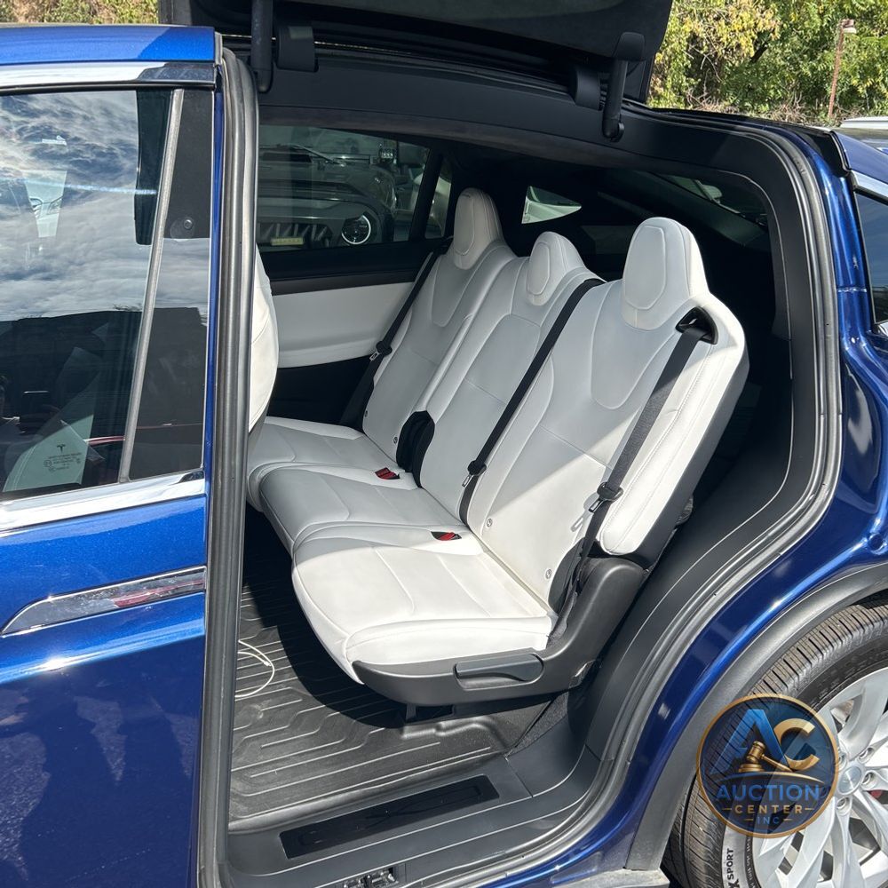 2021 Tesla Model X Plaid