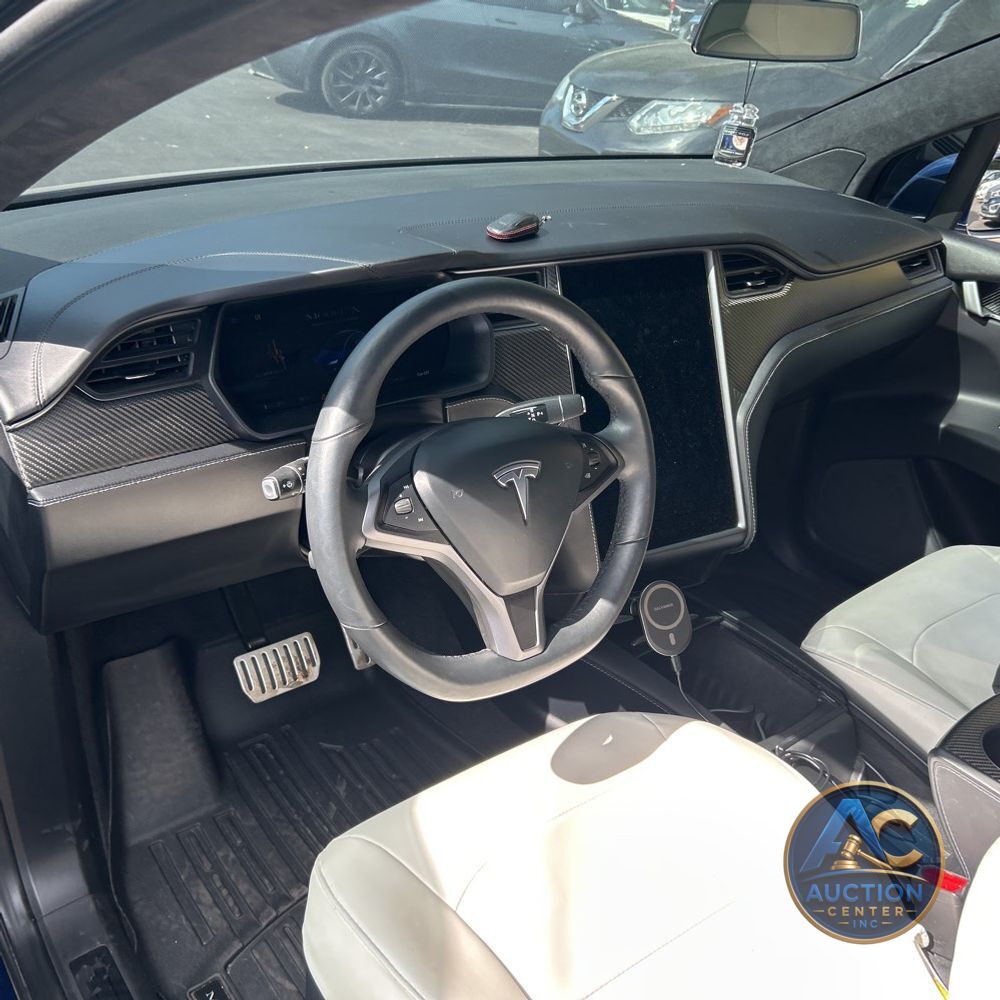 2021 Tesla Model X Plaid