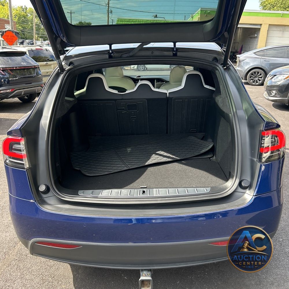 2021 Tesla Model X Plaid