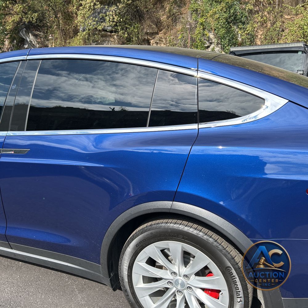 2021 Tesla Model X Plaid