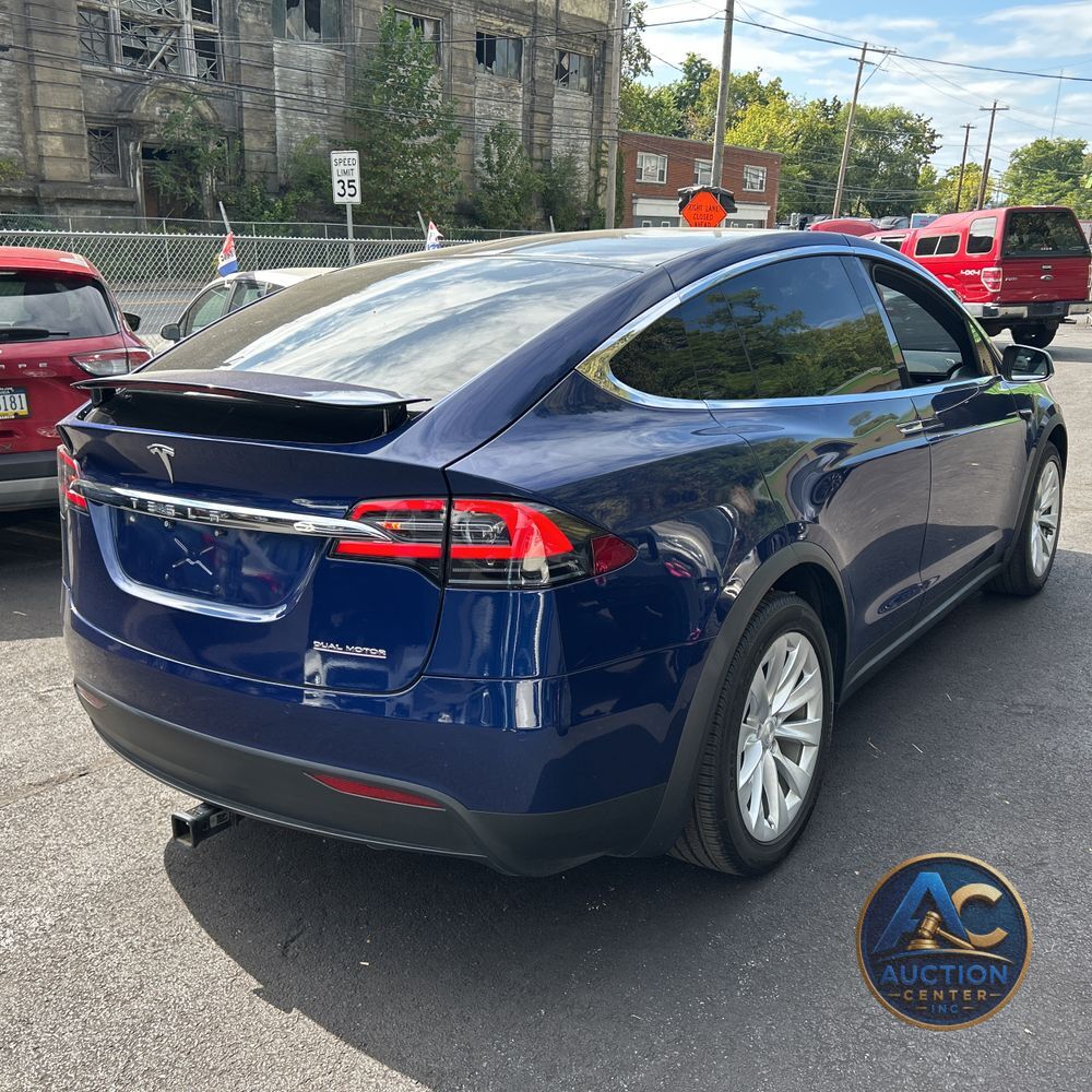 2021 Tesla Model X Plaid